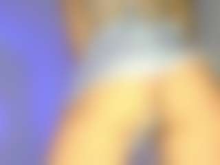 Live cam show with Emiora - Moaning on Streamer API