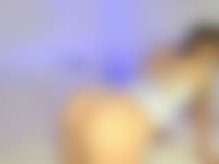 Live cam show with Emiora - Moaning on https://playwithruby.com