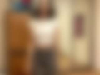 Live cam show with HortenseToledano - Nipple Piercings on Camiplay Live
