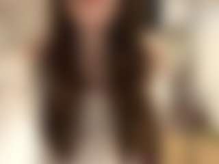 Live cam show with HortenseToledano - Brown Hair on CamClone