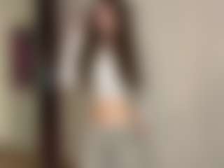 Live cam show with HortenseToledano - Ass Bouncing on CamwithHer