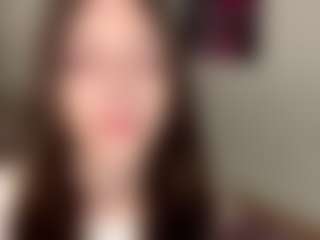 Live cam show with HortenseToledano - Amateur Brown Hair on Camsoda