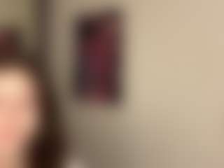 Live cam show with HortenseToledano - Brown Hair Teen (18+) on Camsoda