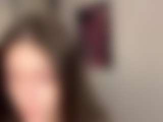 Live cam show with HortenseToledano - Teen (18+) on Camsoda