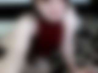 JuliaLooove MILF webcam performer live streaming