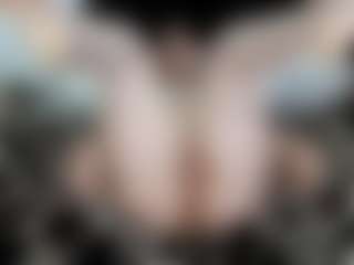 JuliaLooove's Live Sex Cam Show