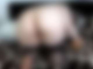 JuliaLooove's Live Sex Cam Show