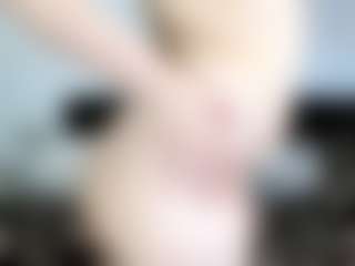 JuliaLooove's Live Sex Cam Show