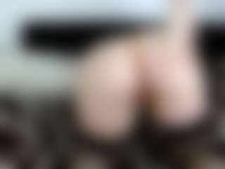 JuliaLooove's Live Sex Cam Show