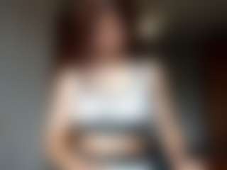 Live cam show with KaseyFree - Deepthroat on Camiplay Live
