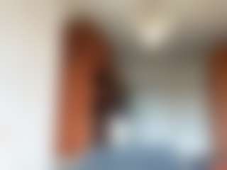 Live cam show with KaseyFree - Natural on nudelive.tv
