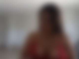 kronylove30 MILF webcam performer live streaming