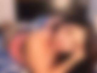 Live cam show with kronylove30 - Brown Hair MILF on Camsoda