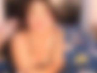 kronylove30 MILF webcam performer live streaming