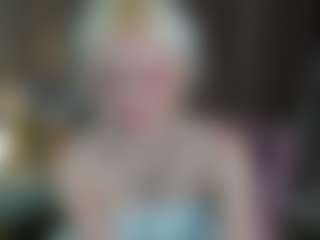 Live cam show with Little-Lilit - Flashing on Strip Flash - Live Sex Shows