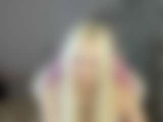 Live cam show with Little-Lilit - Blonde Hair Teen (18+) on SinfulBabes