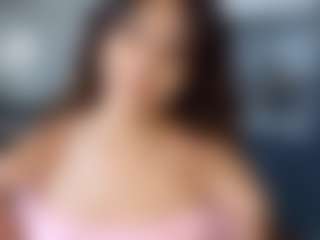 Live cam show with Emily - Green Eyes on Gym Cam Girls