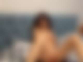 Live cam show with Emily - Full Nudity on Hubzter Live