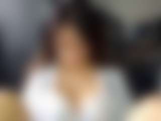 Live cam show with Emily - Green Eyes on livesuperchat.net