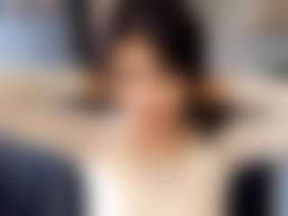 Live cam show with Emily - Small Tits on livesuperchat.net