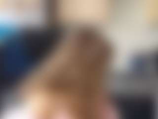 Live cam show with Emily - Small Tits on TastyBlacksLive