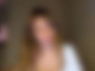 Live cam show with Emily - Skinny on Hubzter Live