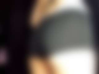 Live cam show with Emily - Brown Hair on SinfulBabes