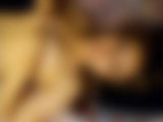 Live cam show with Emily - Genital Piercings on instabang