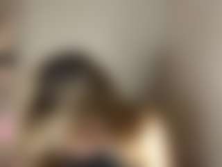 Live cam show with Emily - Green Eyes on Gym Cam Girls