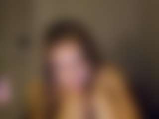 Live cam show with Emily - Young Adult on Camsoda
