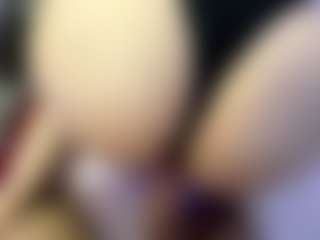 Spettacolo in cam dal vivo con Lucymuur - Ball Sucking su Camsoda