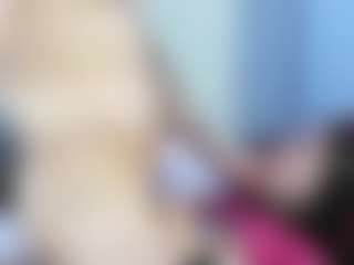 Live cam show with Lucymuur - Doggy Style on AdultVida.com