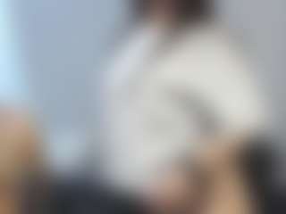 Live cam show with Lucymuur - Bedroom on Hubzter Live