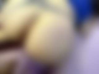 Live cam show with Lucymuur - Middle Aged on TeamSkeetLive