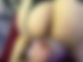 Live cam show with Lucymuur - No Smoking on slutload