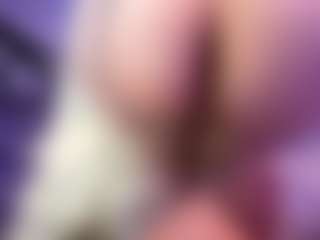 Live cam show with Lucymuur - Strip on Gym Cam Girls