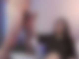 Live cam show with Lucymuur - Deepthroat on liverealitysex.com