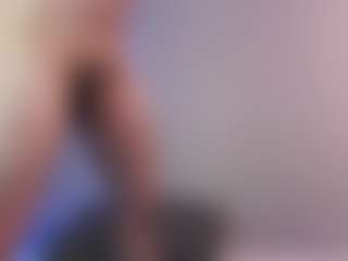 Live cam show with Lucymuur - HD on Milfs Live
