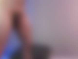Live cam show with Lucymuur - Striptease on sexylive.show