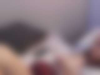 Live cam show with Lucymuur - Brown Eyes on Gym Cam Girls