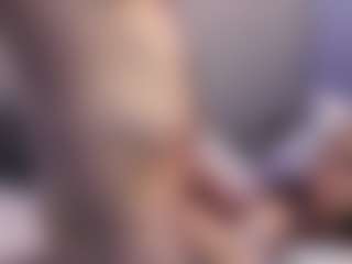 Live cam show with Lucymuur - Shaved Pussy on Fling VIP Chat