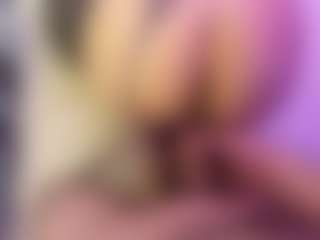 Live cam show with Lucymuur - Strip on Camsoda
