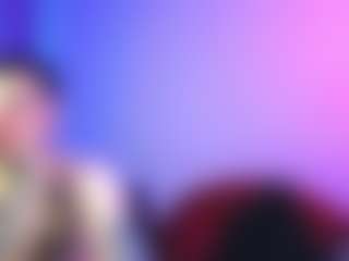 Live cam show with Lucymuur - Bedroom on Camsoda