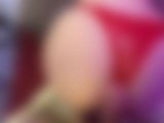 Live cam show with Lucymuur - Athletic Middle Aged on Camsoda