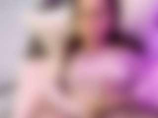 Live cam show with Lucymuur - Striptease on CSO-WL