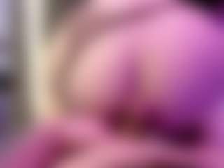 Live cam show with Lucymuur - Striptease on camwithhim.com