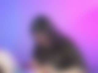Live cam show with Lucymuur - Ass Bouncing on StripNow