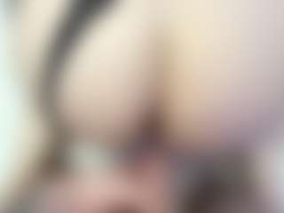 Live cam show with Lucymuur - Erotic Dance on xxxlivecams.org