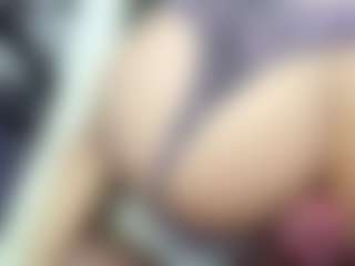 Live cam show with Lucymuur - Teen (18+) on WildCum