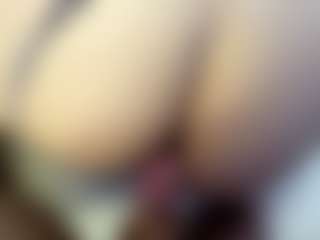 Live cam show with Lucymuur - No Drinking on Gym Cam Girls